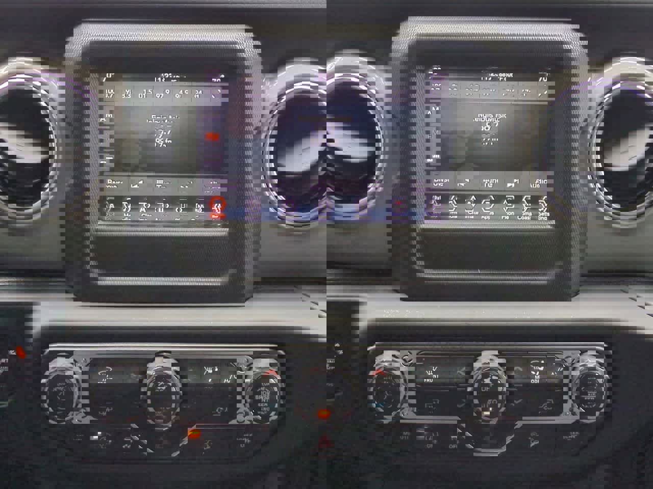 Used 2019 Jeep Wrangler Unlimited Sahara w/ LED Lighting Group image 28