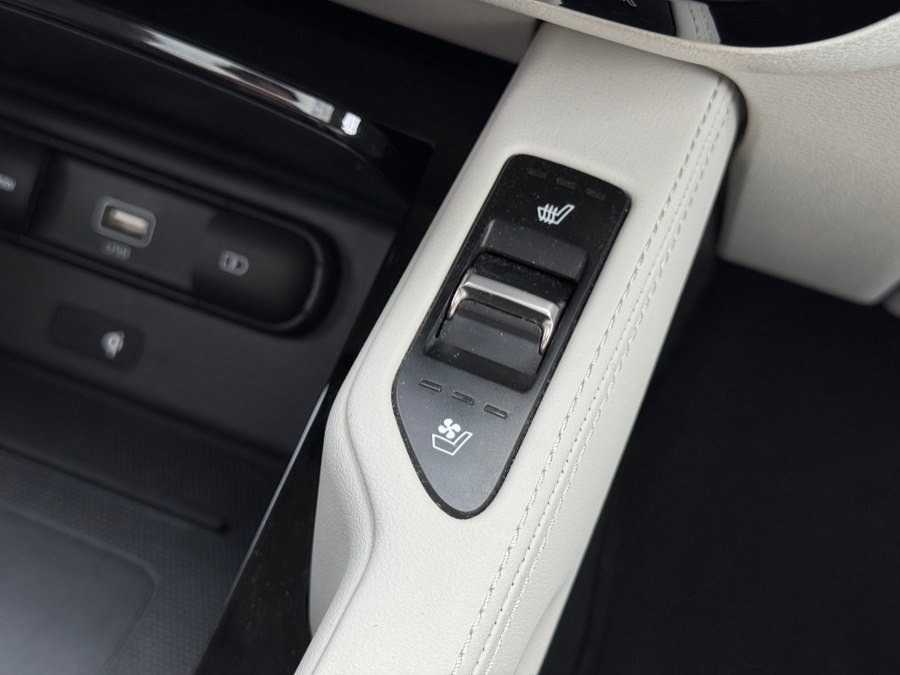 Used 2022 Kia Telluride SX w/ SX Prestige Package image 68