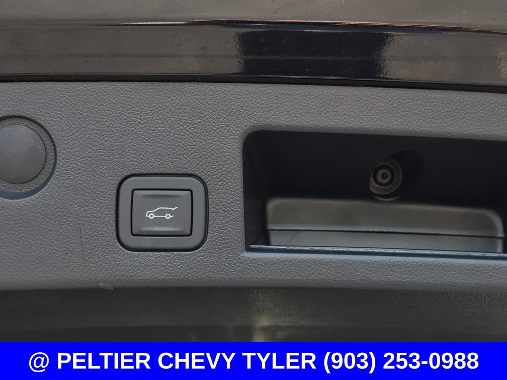Used 2027 Chevrolet Equinox RS w/ Safety and Technology Package AWD/4WD image 9