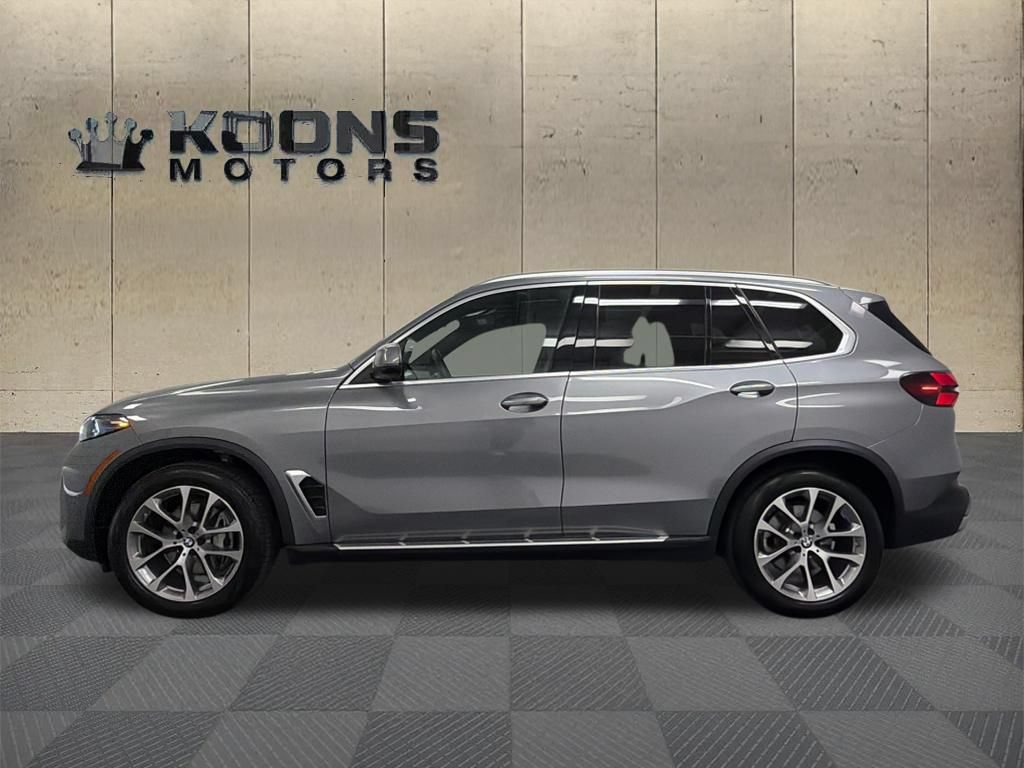 Used 2026 BMW X5 xDrive40i AWD/4WD image 5
