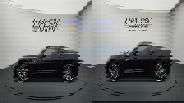 Used 2017 Chevrolet Corvette Stingray Coupe w/ 1LT image 6