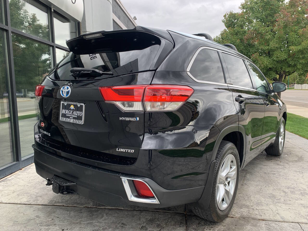 Used 2019 Toyota Highlander Limited image 5
