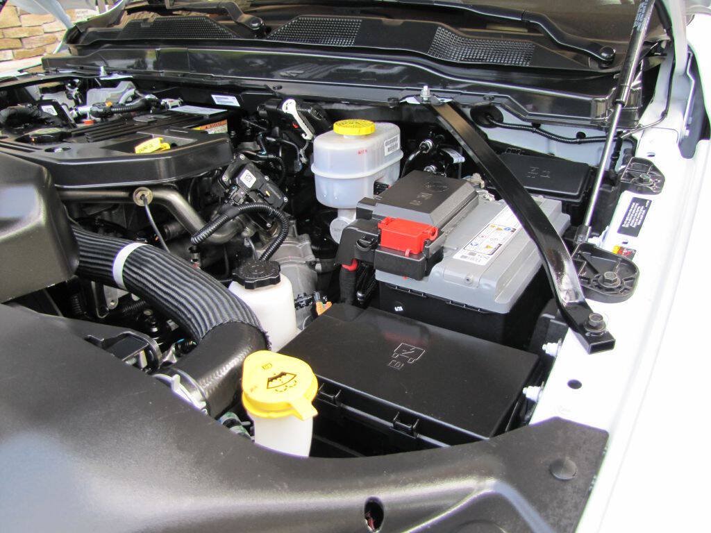 Used 2025 RAM 2500 Big Horn AWD/4WD image 28