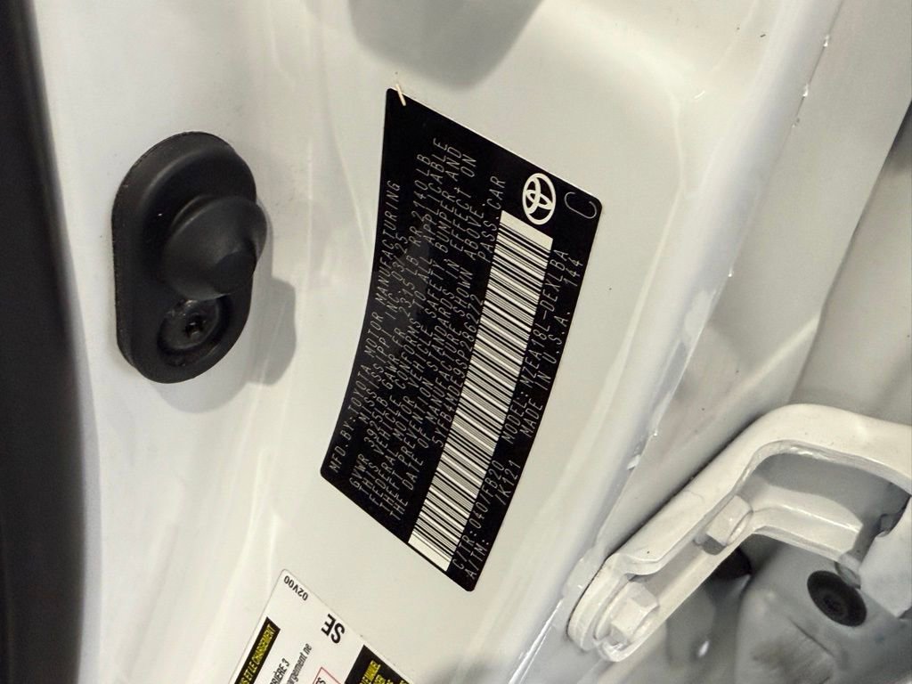 Certified 2025 Toyota Corolla LE image 34