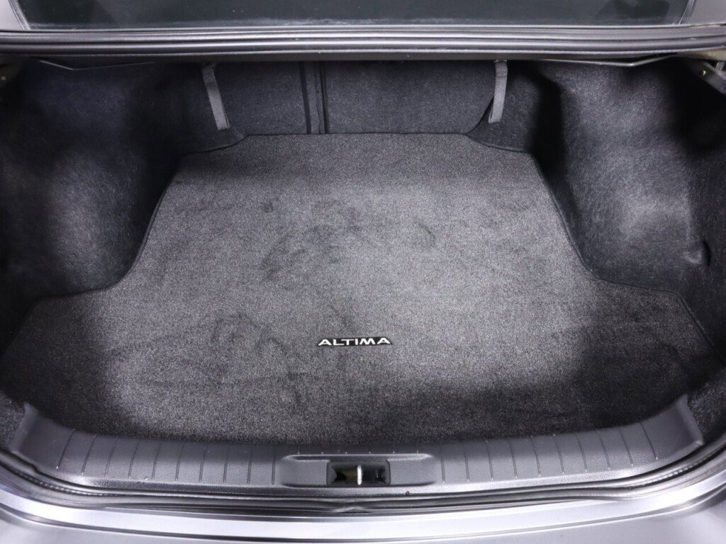 Used 2017 Nissan Altima 2.5 SR FWD image 30
