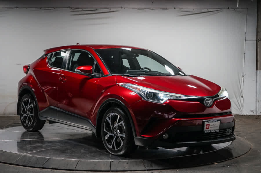 Certified 2018 Toyota C-HR XLE FWD image 6