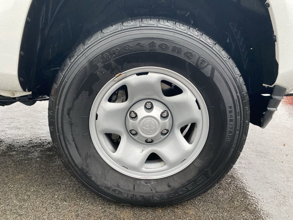 Used 2023 Toyota Tacoma SR image 9