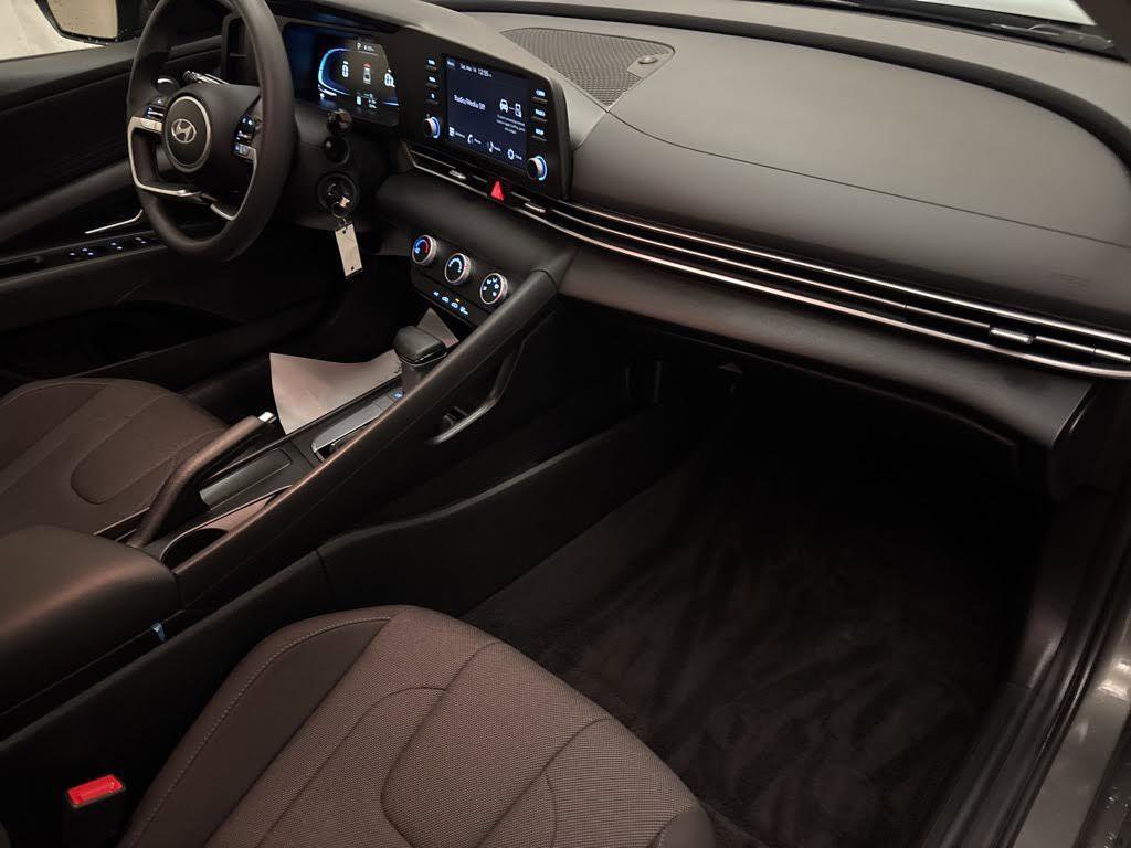 New 2026 Hyundai Elantra Sport w/ Cargo Package FWD image 19