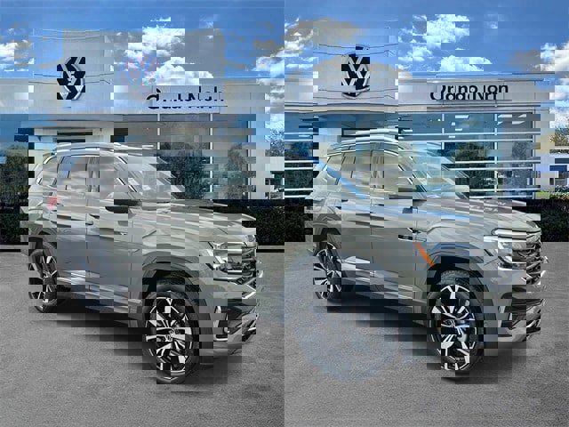 New 2026 Volkswagen Atlas SEL Premium R-Line image 1