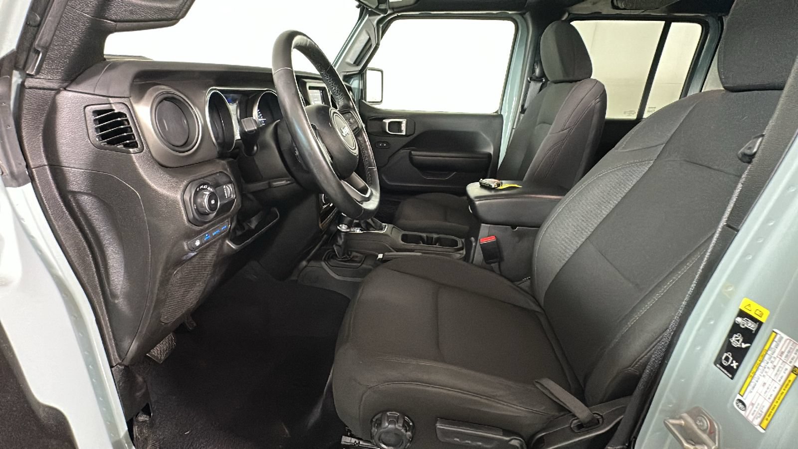 Used 2023 Jeep Wrangler Unlimited w/ Cold Weather Group AWD/4WD image 13