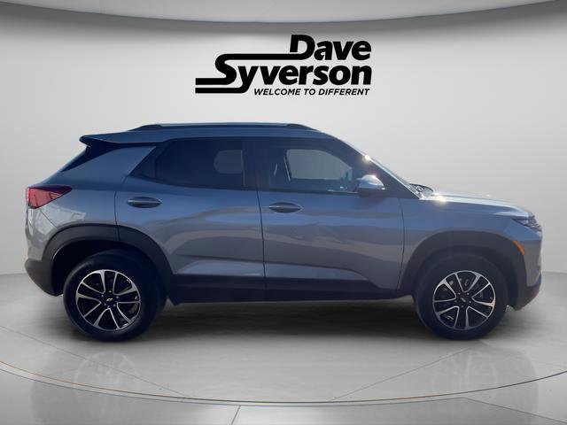 Used 2025 Chevrolet TrailBlazer LT AWD/4WD image 4