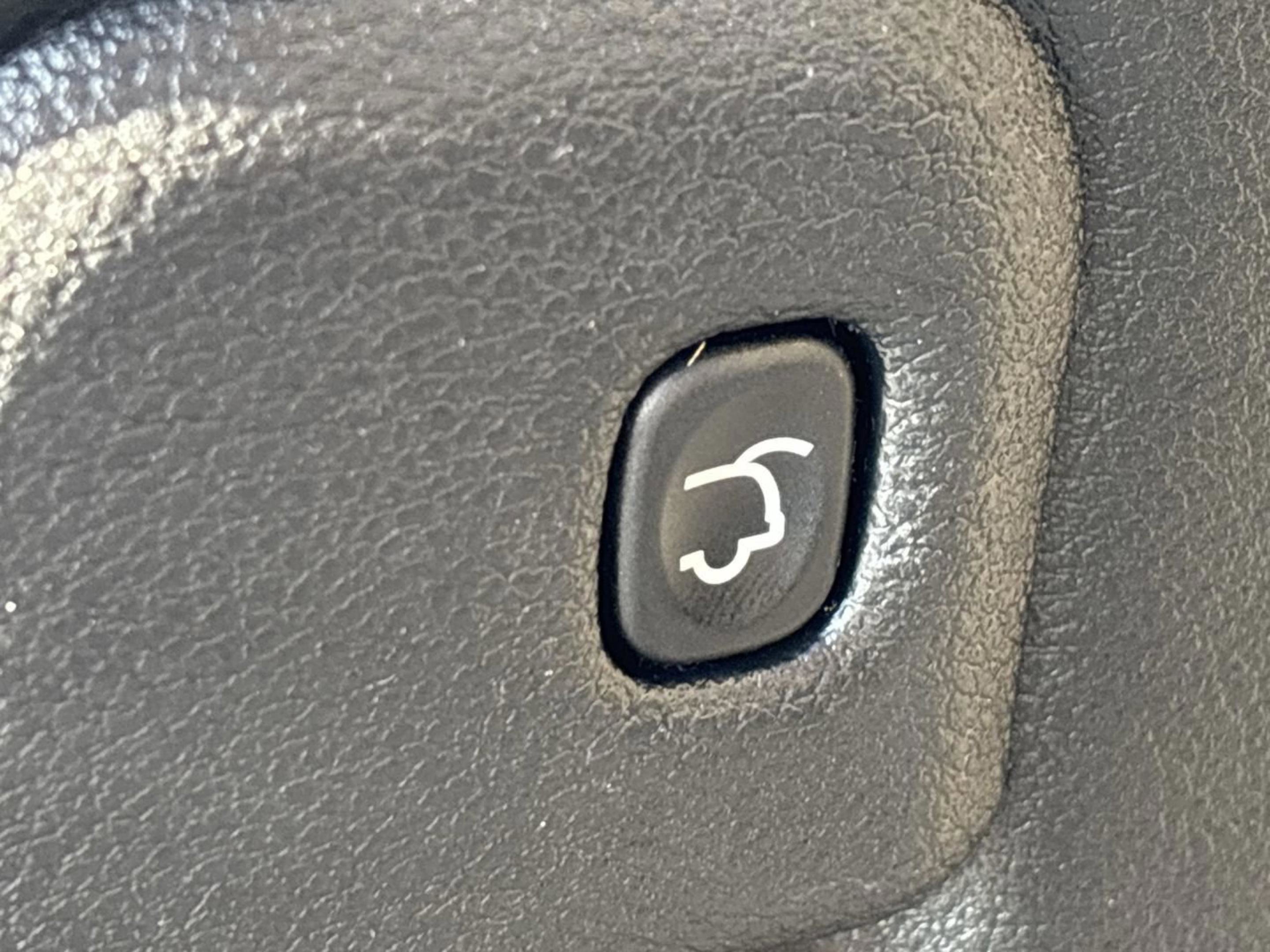 Used 2021 Dodge Durango GT image 9