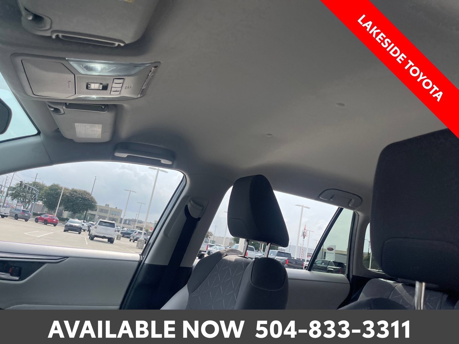 Used 2020 Toyota RAV4 XLE FWD image 29