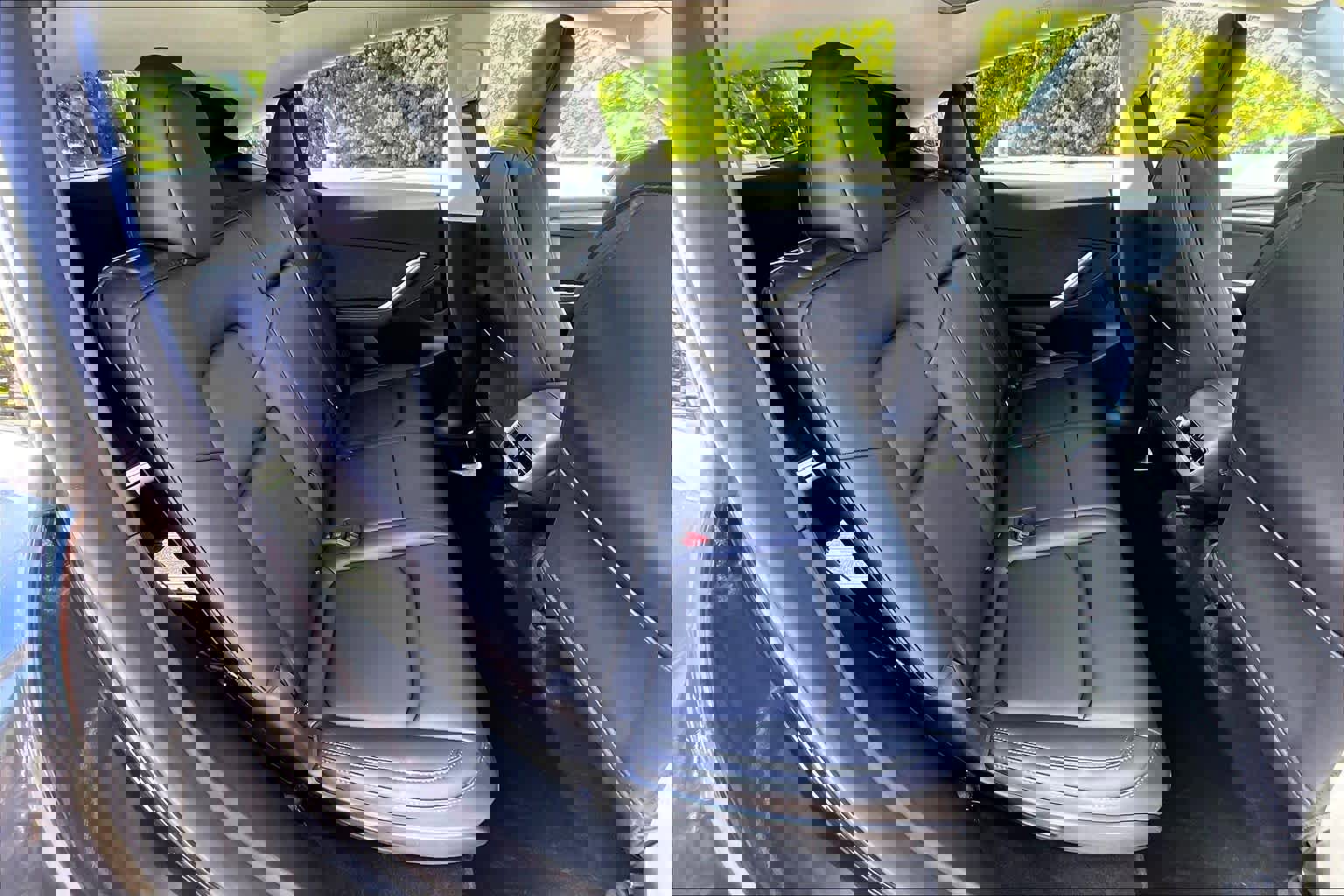 Used 2024 Tesla Model Y Long Range image 19