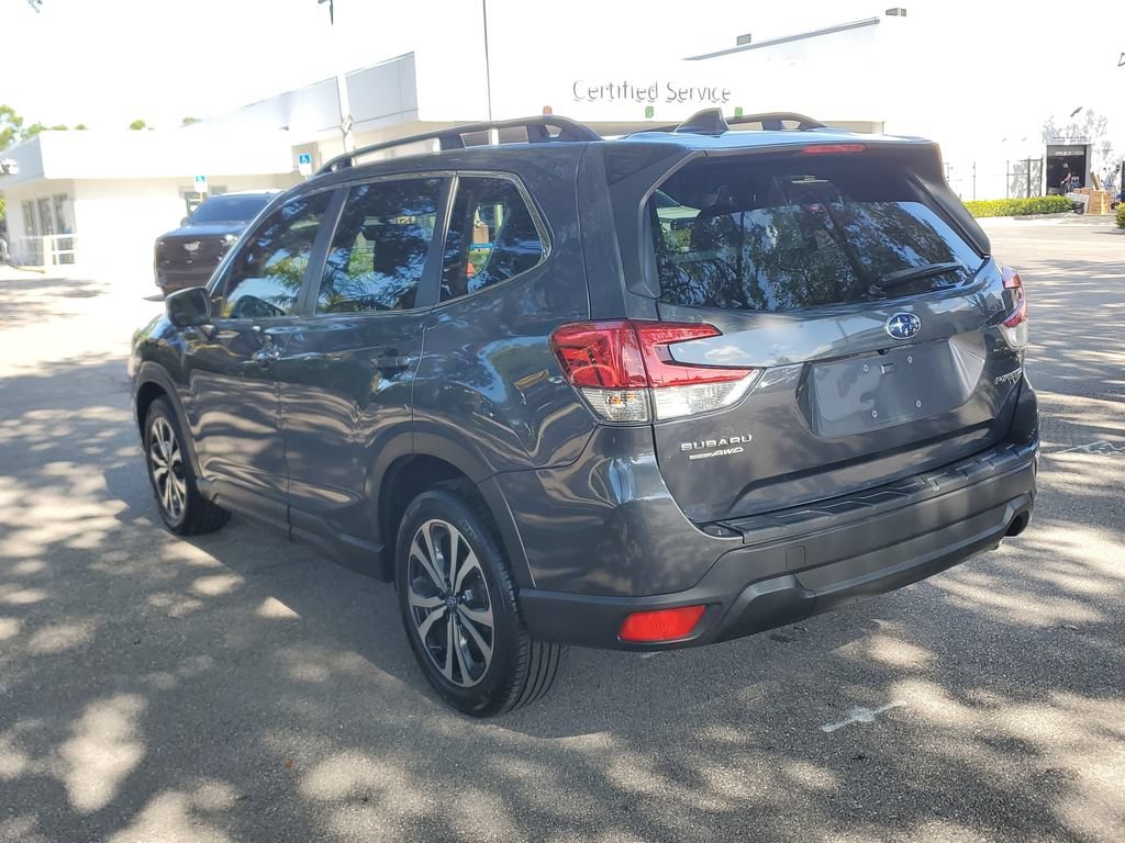 Used 2024 Subaru Forester Limited AWD/4WD image 3