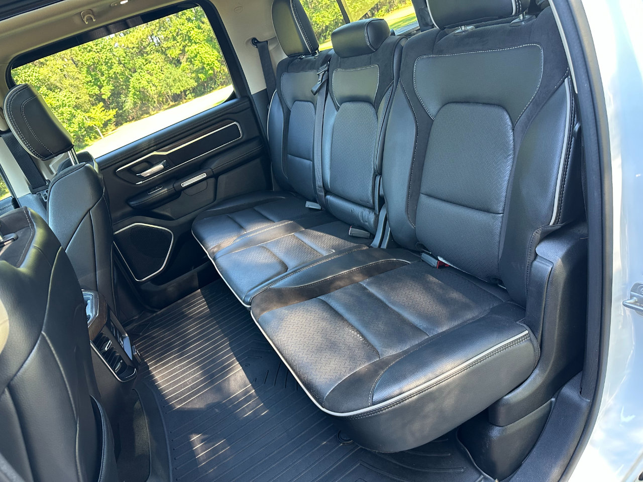 Used 2021 RAM 1500 Laramie w/ Laramie Southwest Edition image 19