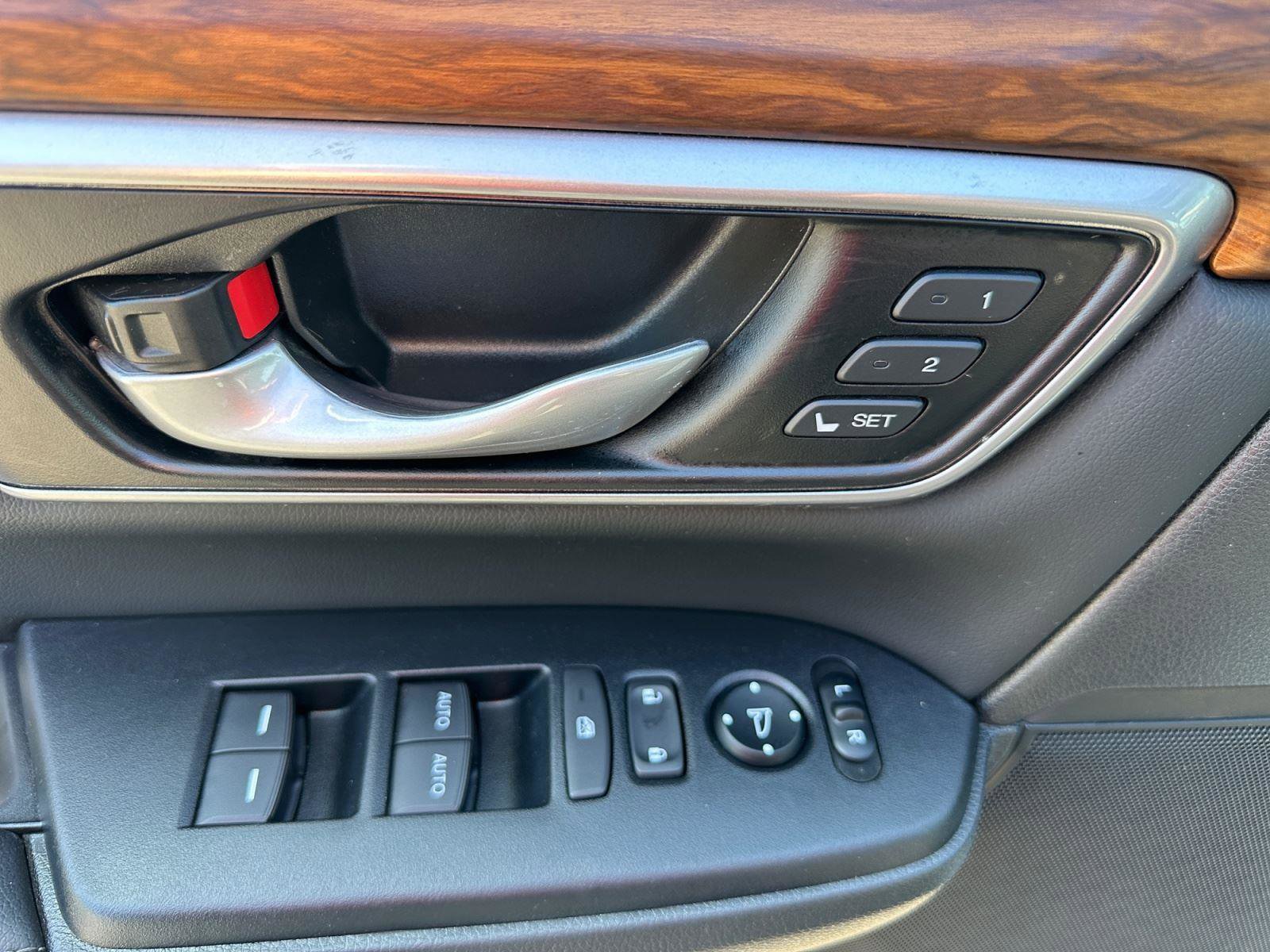 Used 2022 Honda CR-V EX-L image 14