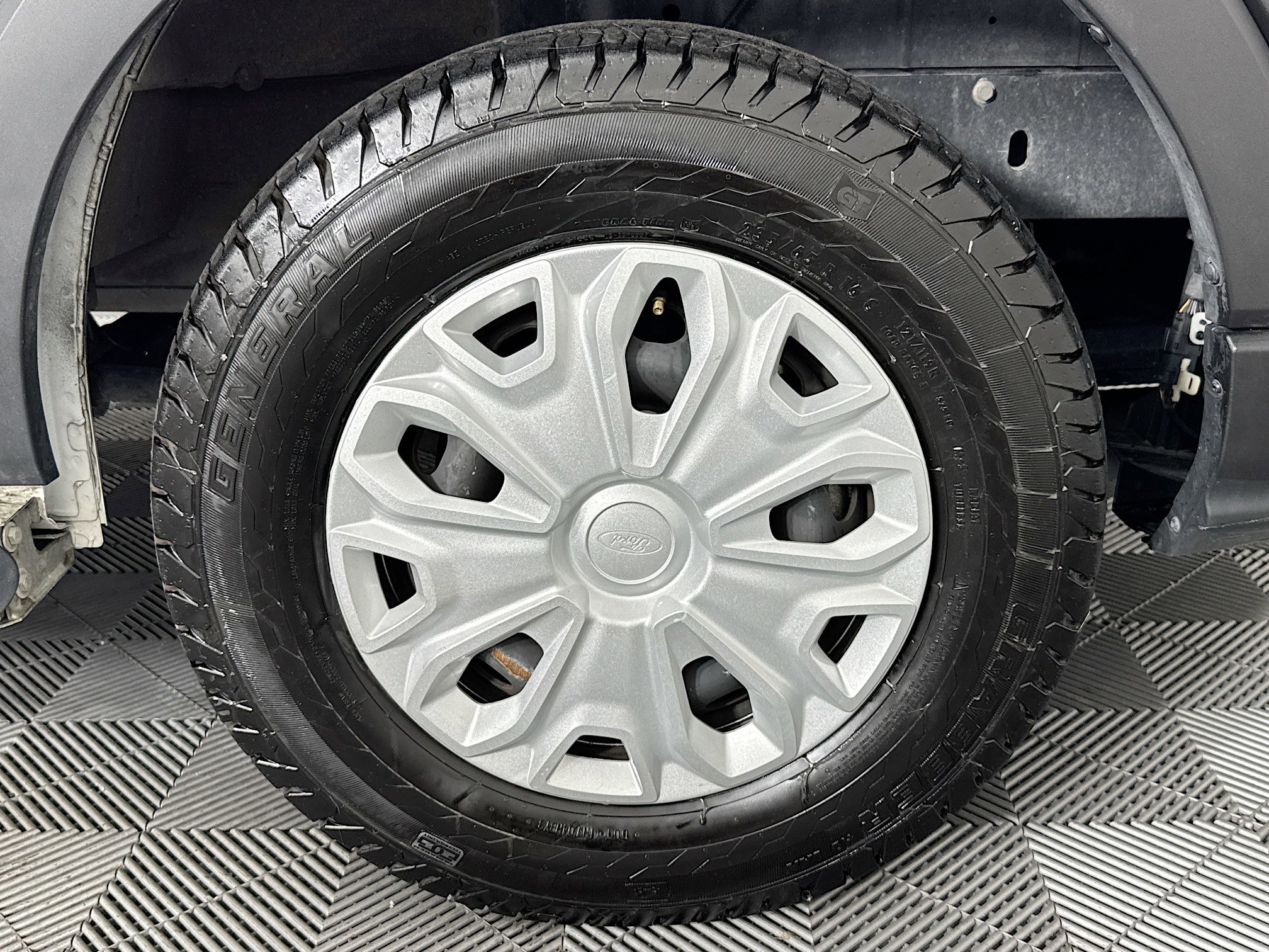 Used 2023 Ford Transit 250 Low Roof w/ Exterior Upgrade Package image 26