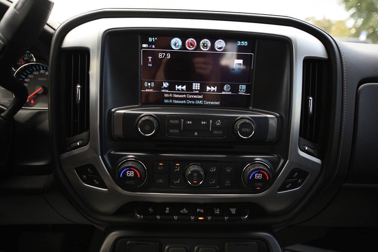 Used 2019 GMC Sierra 3500 SLT w/ Duramax Plus Package AWD/4WD image 16