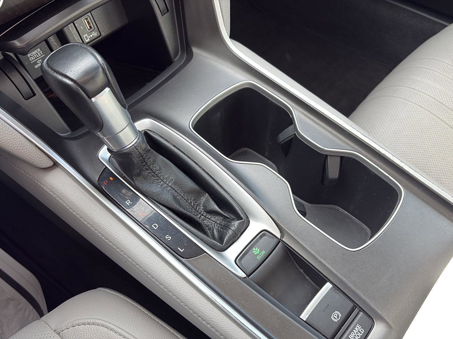 Used 2019 Honda Accord EX-L image 26