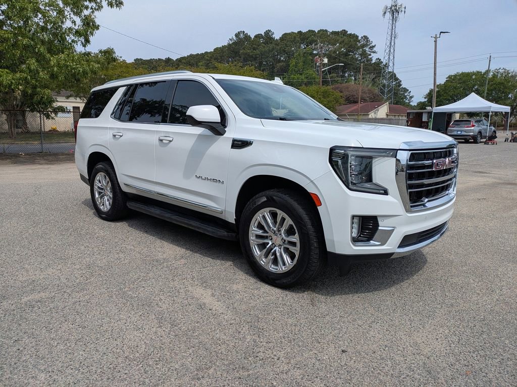 Used 2023 GMC Yukon SLT image 1
