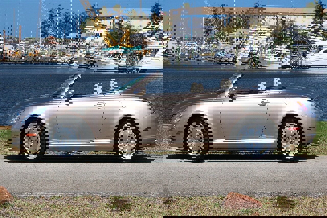 Used 2004 Lexus SC 430 Convertible image 6