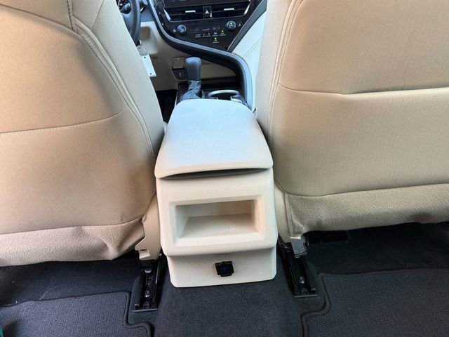 Used 2024 Toyota Camry LE FWD image 8