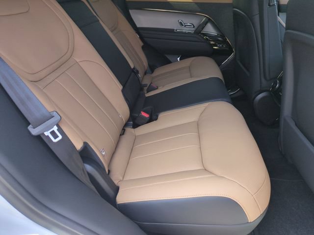 New 2027 Land Rover Range Rover Sport Dynamic SE AWD/4WD image 17