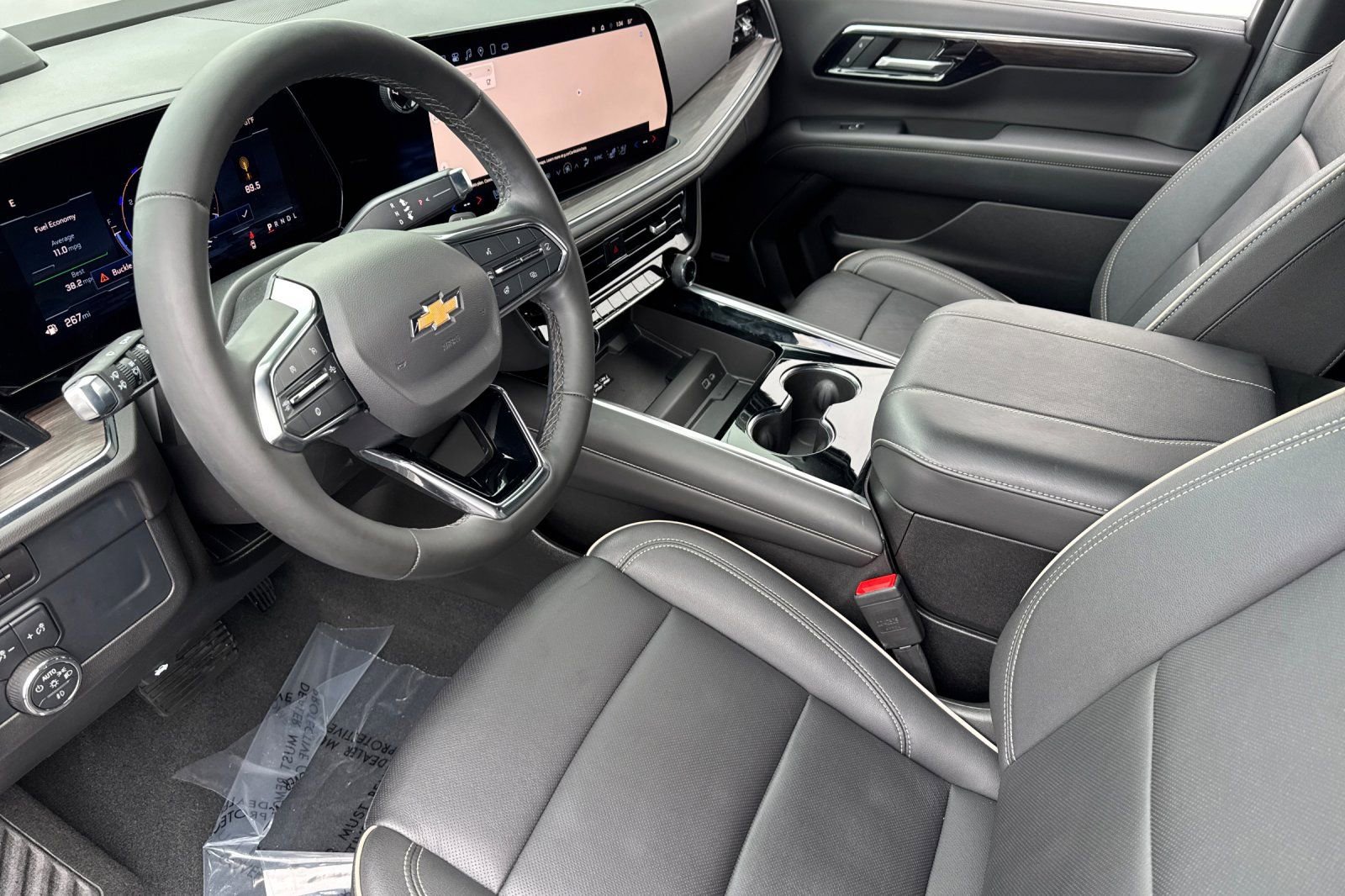 Used 2025 Chevrolet Tahoe Premier image 9