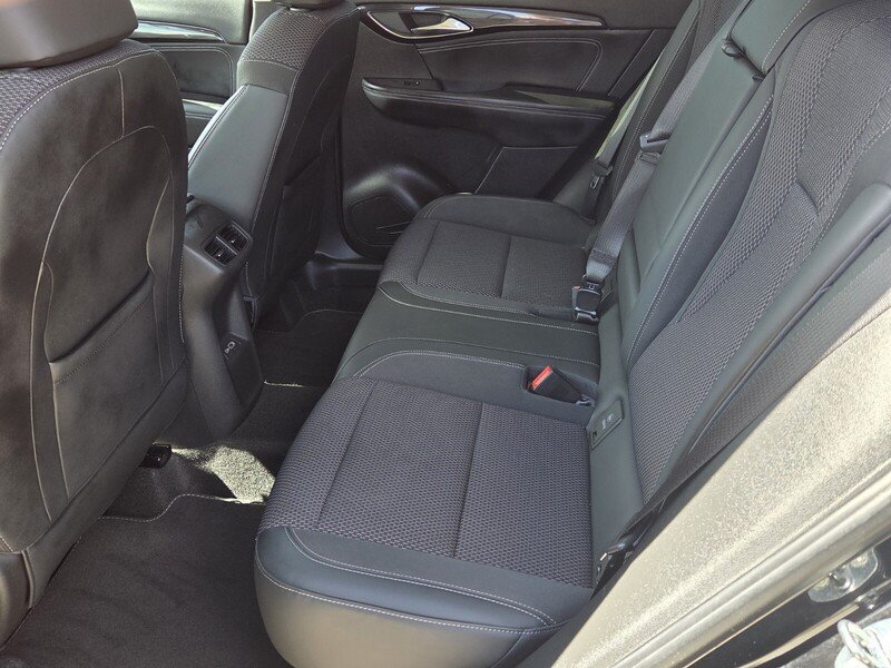 Used 2023 Buick Envision Preferred FWD image 12