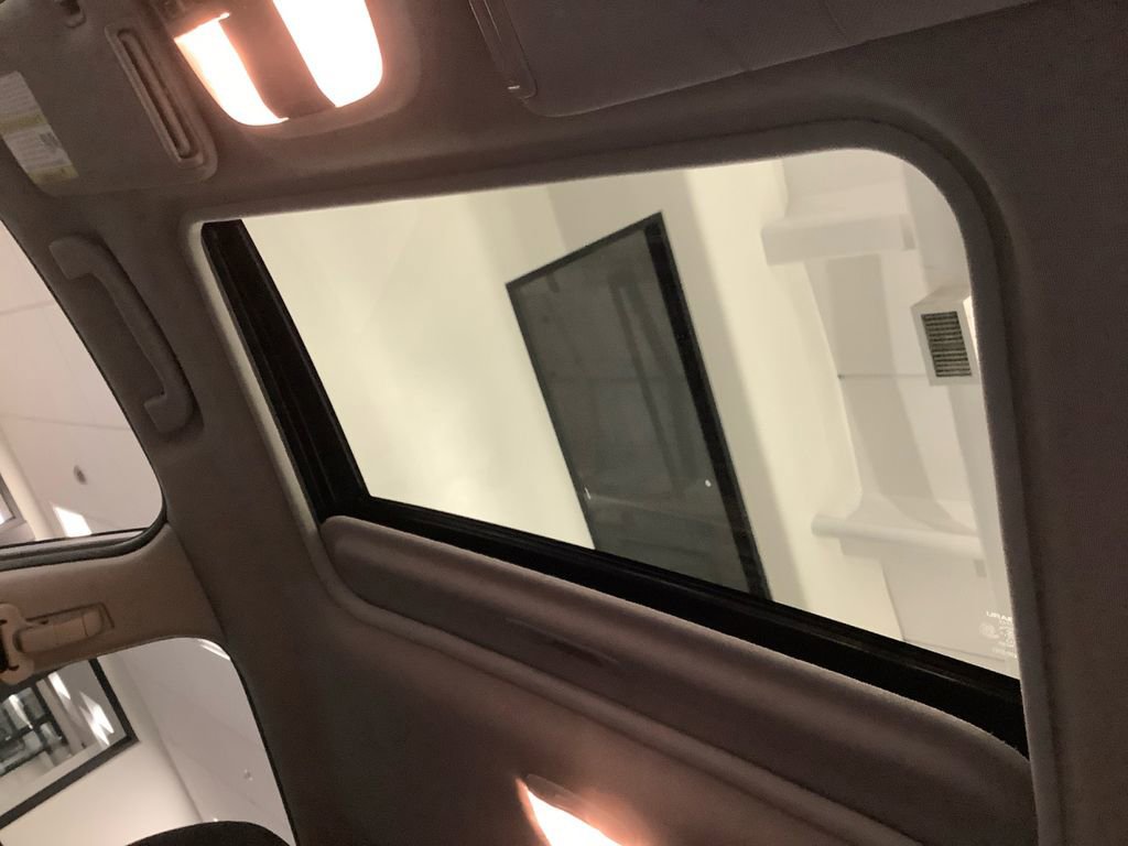 Certified 2025 Subaru Crosstrek 2.0i Premium image 24