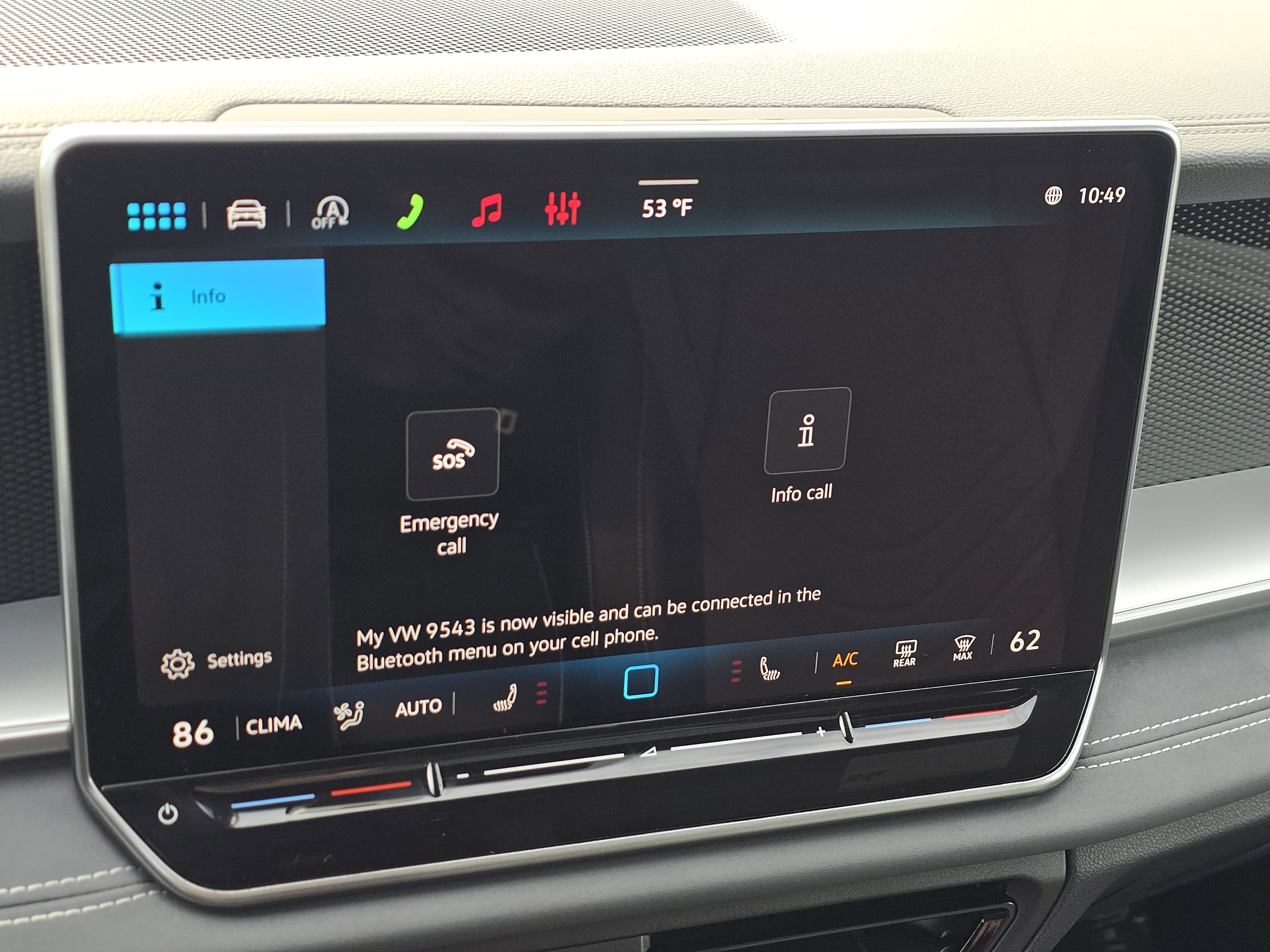 New 2026 Volkswagen Tiguan SE R-Line image 11