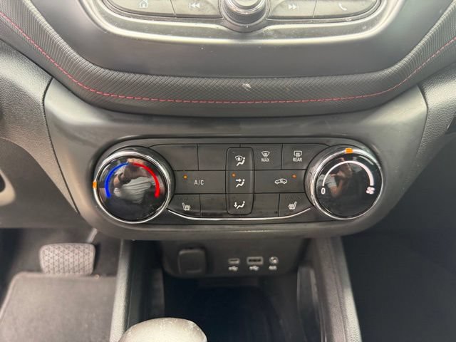 Used 2023 Chevrolet TrailBlazer RS AWD/4WD image 25