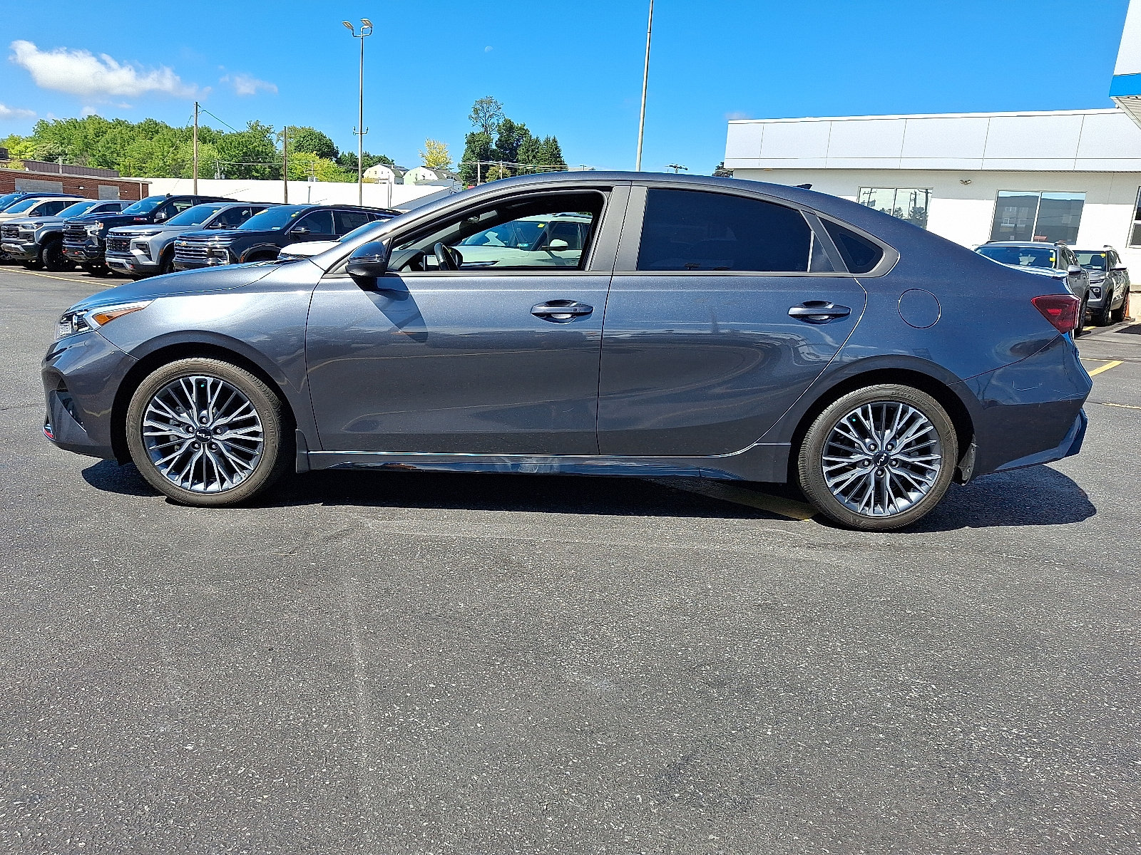 Used 2023 Kia Forte GT-Line w/ GT-Line Technology Package FWD video 2