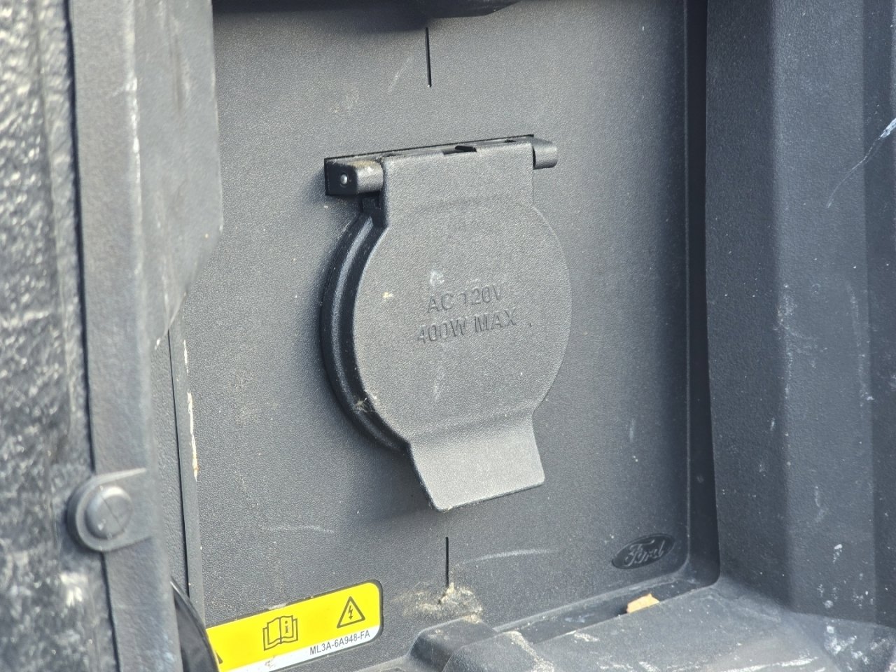 Used 2021 Ford F150 Lariat w/ Equipment Group 502A High image 24