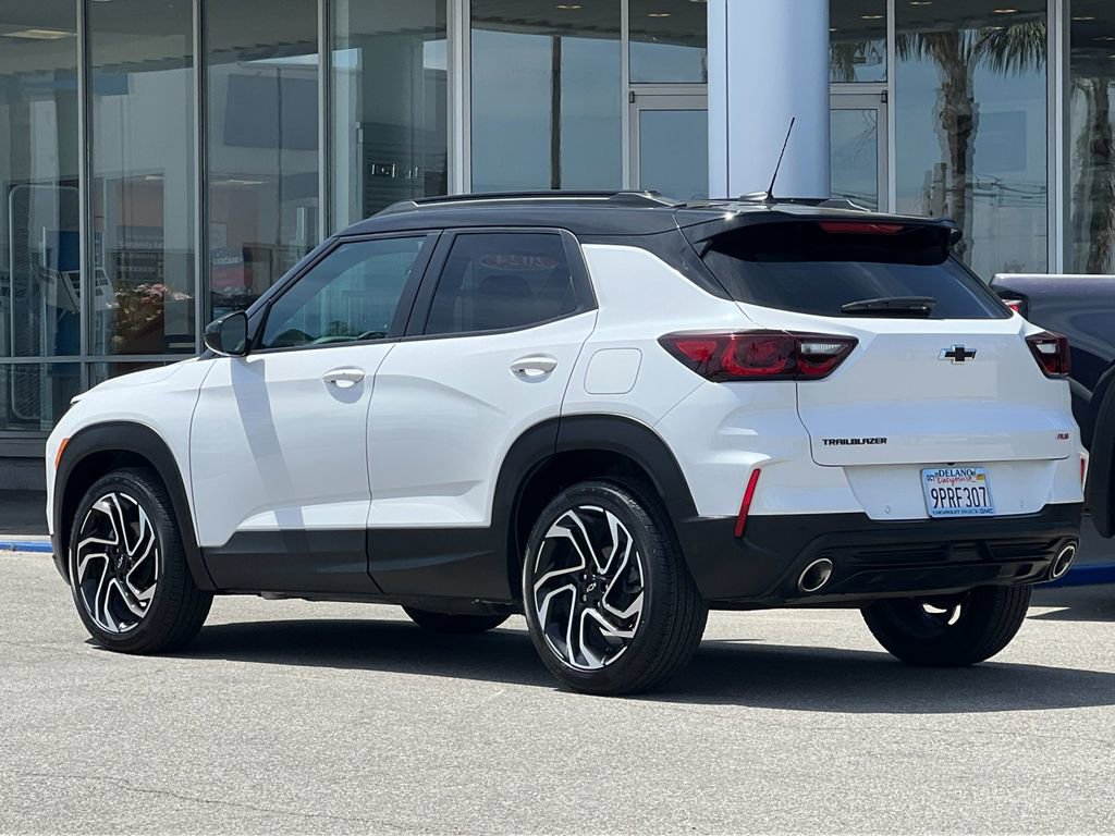 Used 2024 Chevrolet TrailBlazer RS w/ Convenience Package image 3