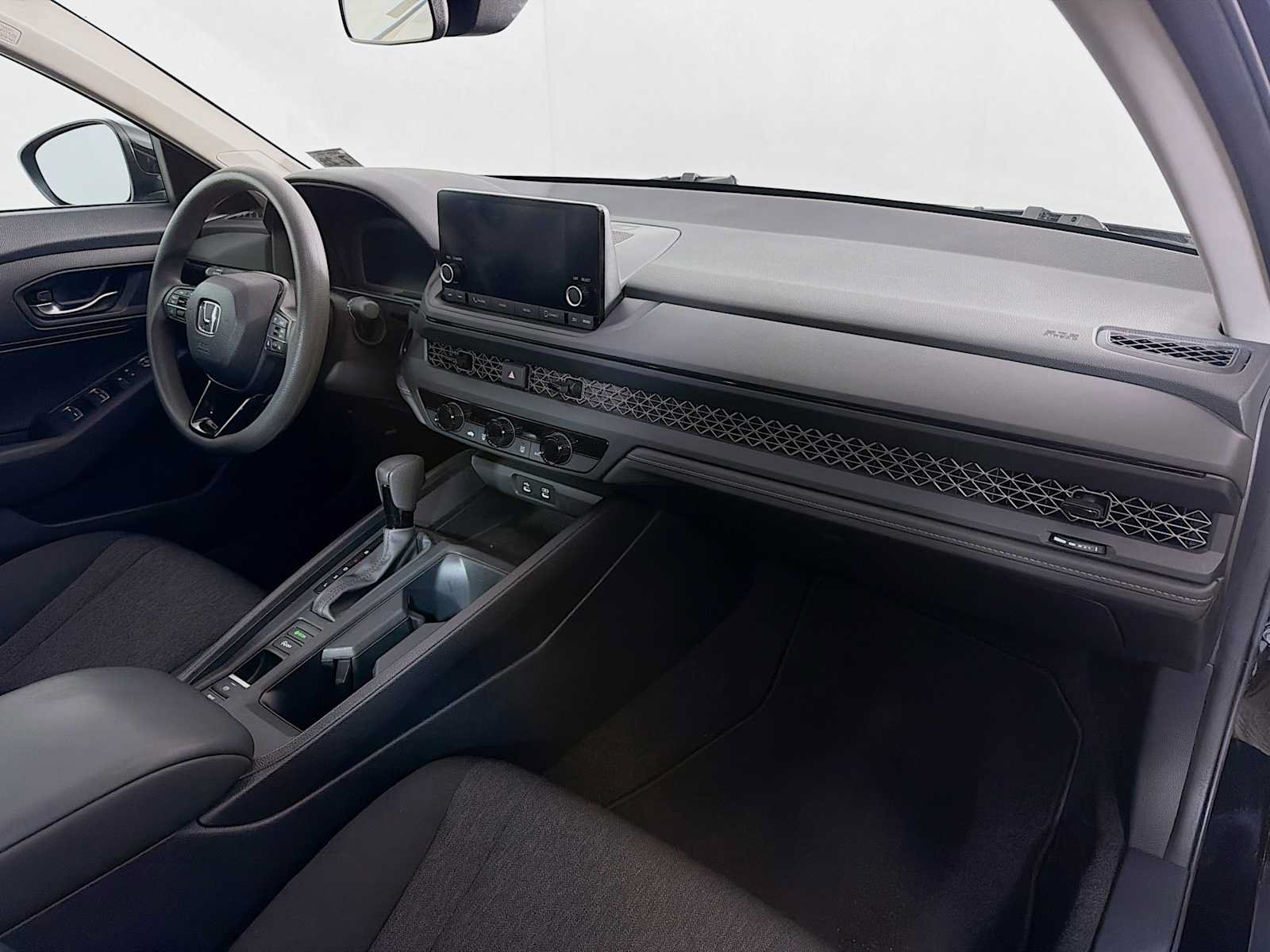 Used 2023 Honda Accord LX image 24