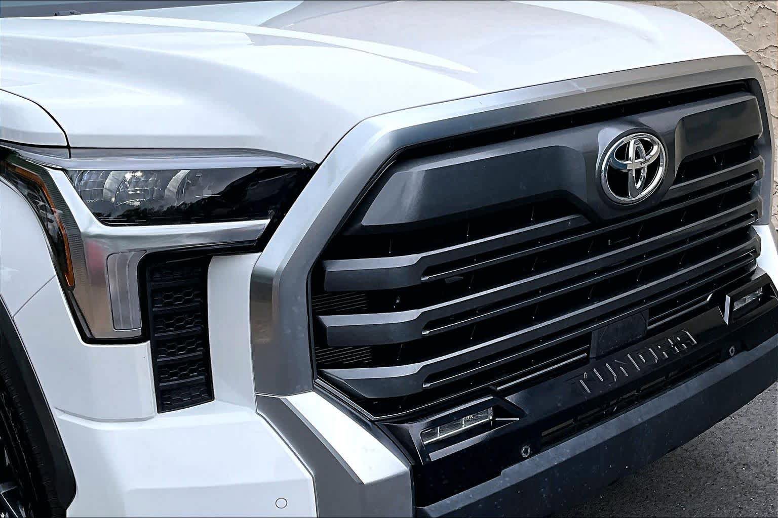 Certified 2025 Toyota Tundra Limited AWD/4WD image 29