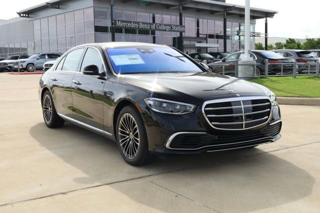 New 2026 Mercedes-Benz S 580 4MATIC Sedan image 3