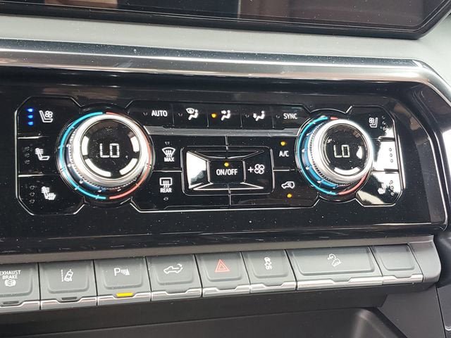 New 2026 GMC Sierra 3500 Denali Ultimate AWD/4WD image 24