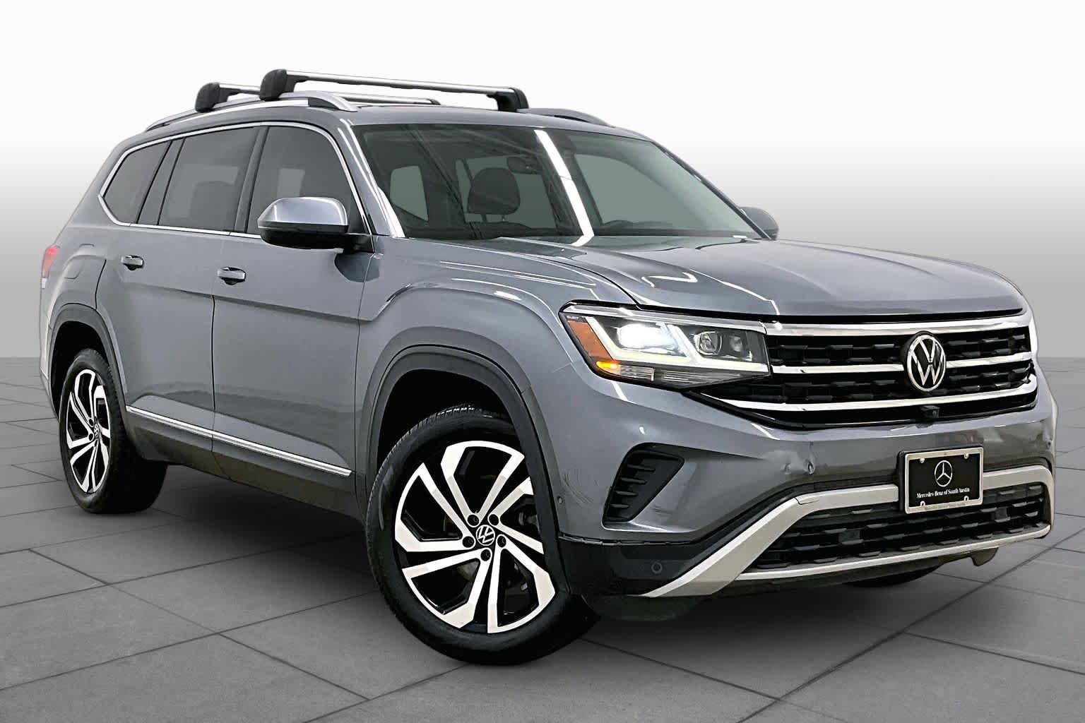Used 2021 Volkswagen Atlas SEL Premium AWD/4WD image 3