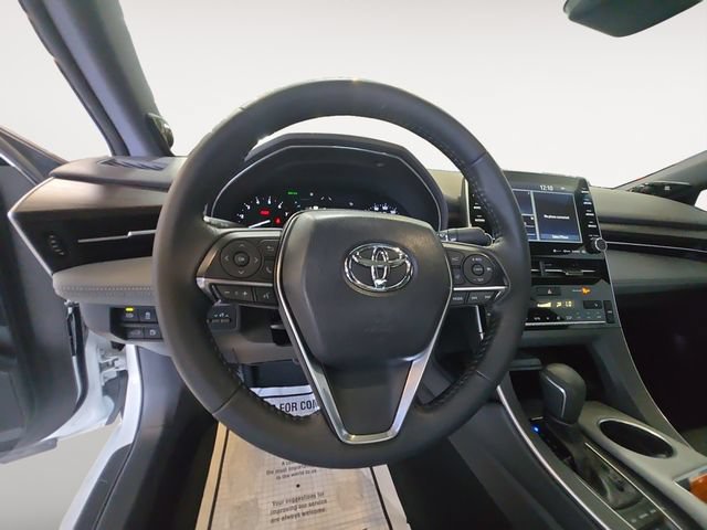 Used 2019 Toyota Avalon XLE w/ Moonroof Package FWD image 13