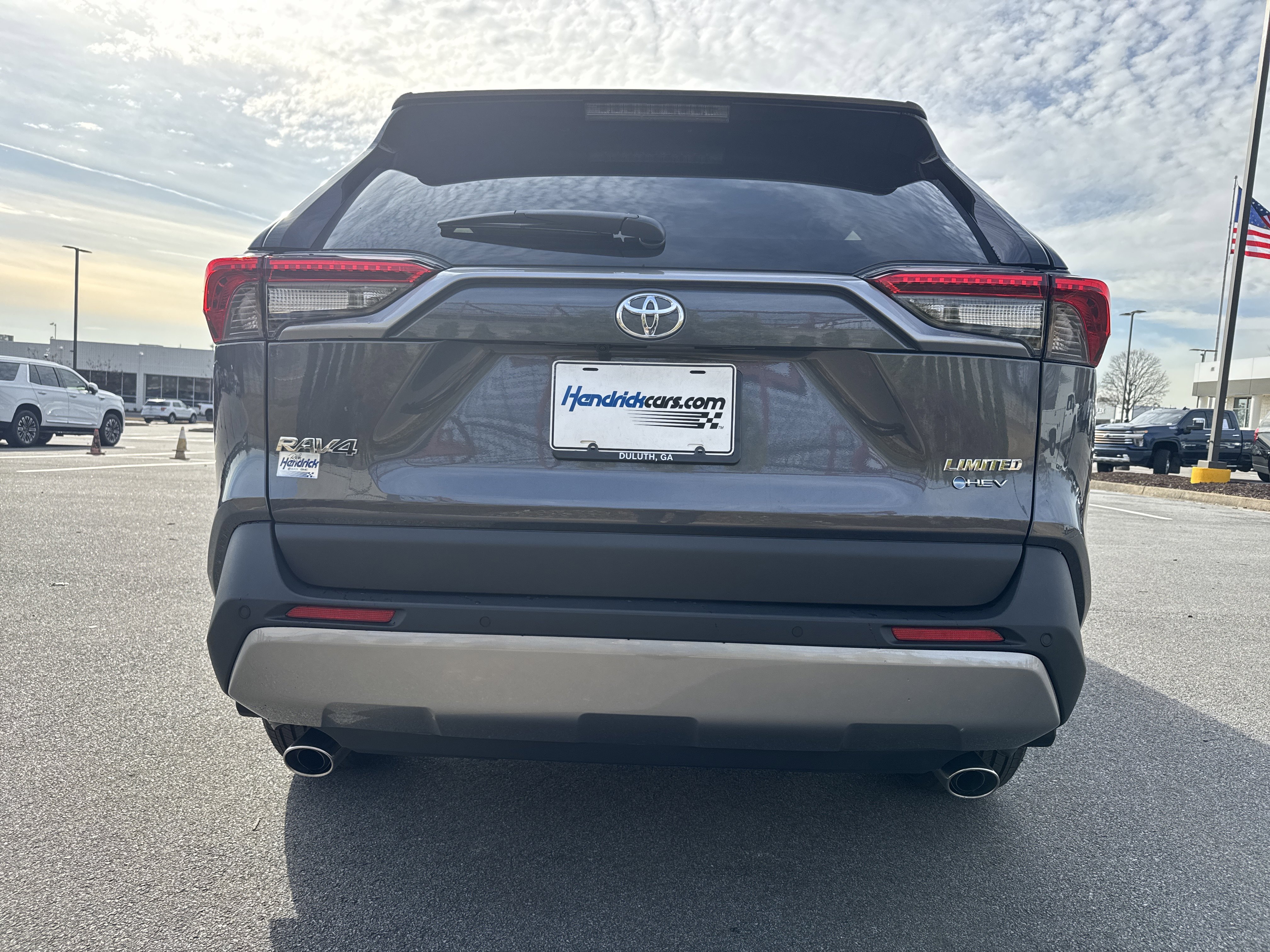 Used 2025 Toyota RAV4 Limited image 9