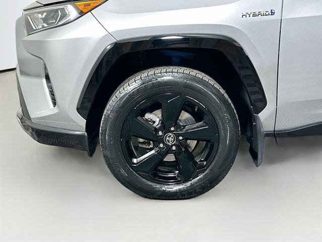 Used 2021 Toyota RAV4 XSE AWD/4WD image 32