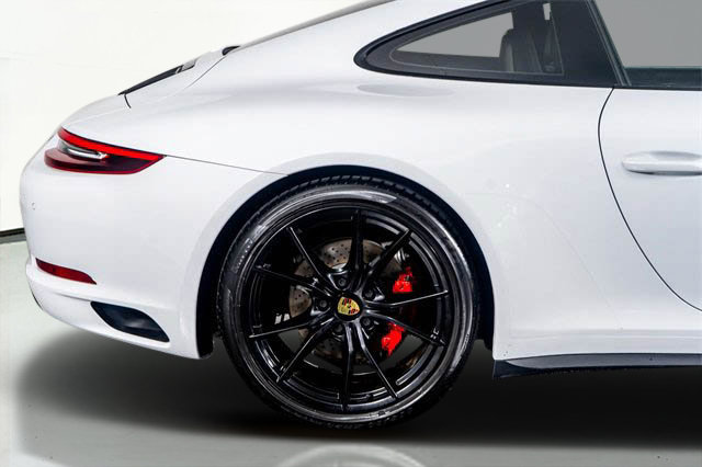 Used 2019 Porsche 911 Carrera 4S AWD/4WD image 9