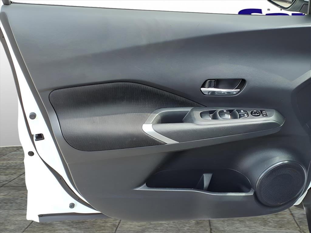 Used 2021 Nissan Kicks SV image 11