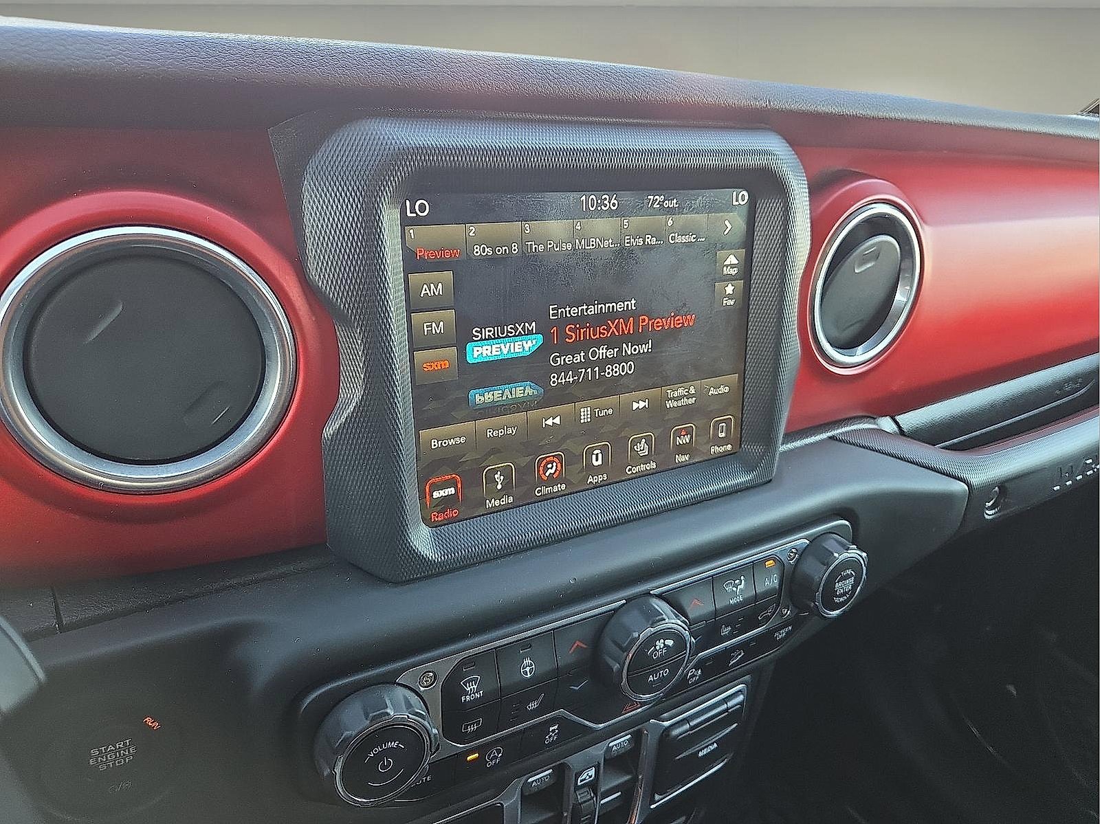 Used 2018 Jeep Wrangler Unlimited Rubicon image 16