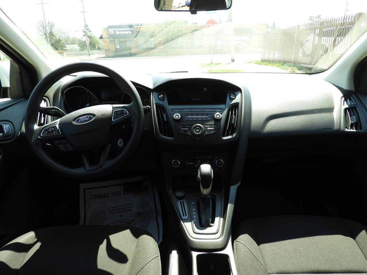 Used 2018 Ford Focus SE FWD image 18