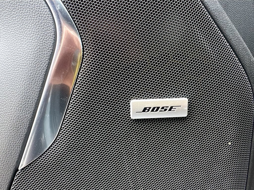 Used 2025 GMC Yukon Elevation w/ LPO, Floor Liner Package RWD image 10