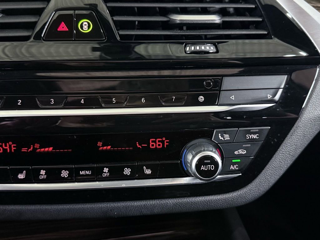 Used 2023 BMW 530e xDrive w/ Premium Package image 35